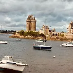 La Petite Amelia