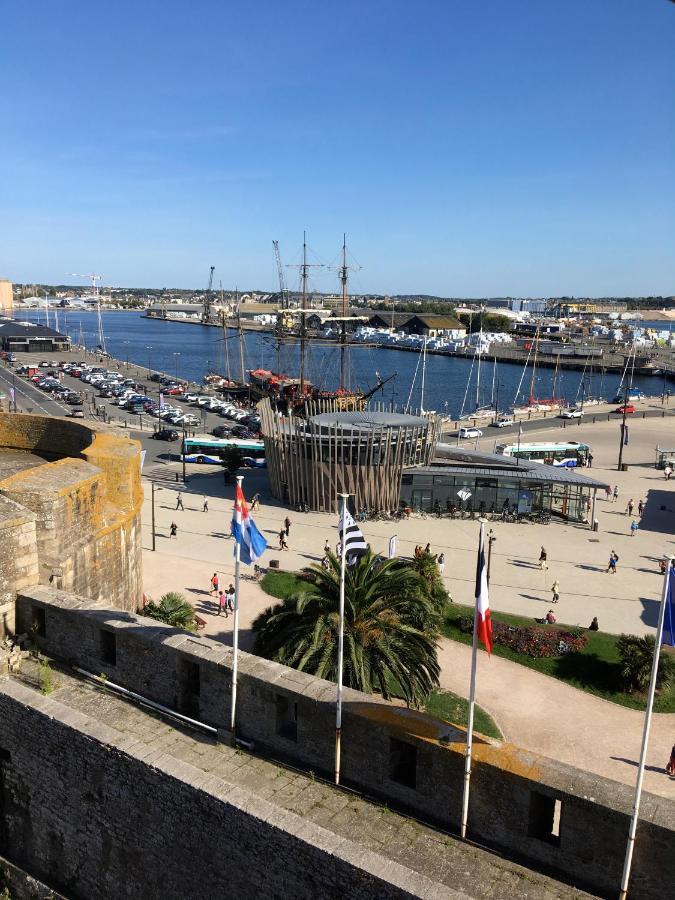 La Petite Amelia *